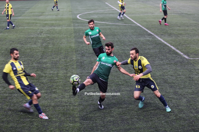 Beykoz Çavuşbaşı son maçta ligde kaldı