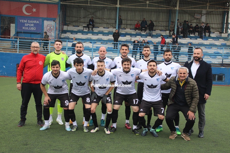 Ataşehirgücü zirveye ilerliyor
