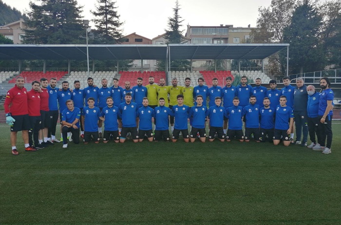 İstanbul Sinopspor kampta ilk çalışmasını yaptı