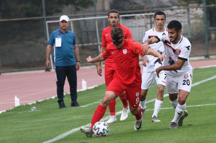 Pendikspor deplasmandan şen döndü