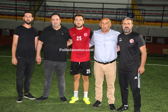 Çekmeköy Belediyesi Alemdağspor defansını sağlama aldı