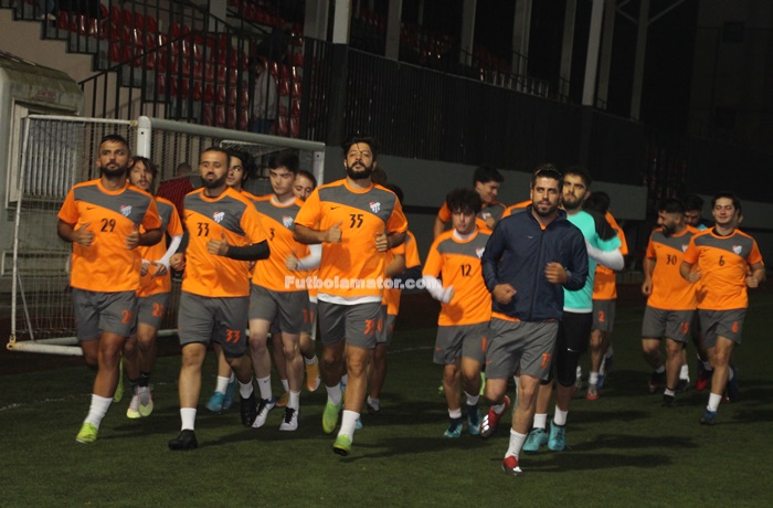 Sancaktepespor çalışmalarına devam ediyor
