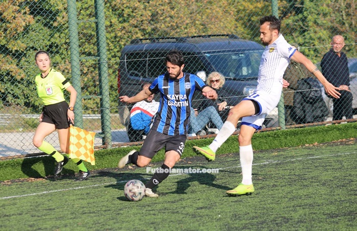 Üsküdarspor hakemin iz bıraktığı maçta yenildi