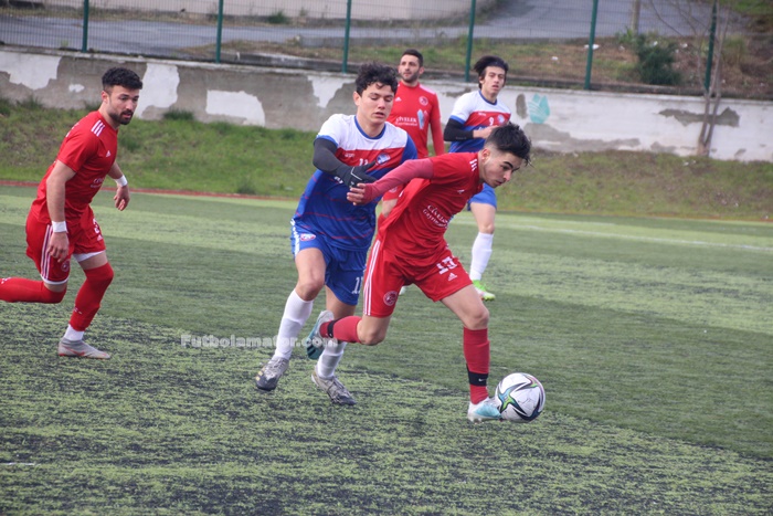 Çekmeköy Belediyesi Alemdağspor farklı kazandı