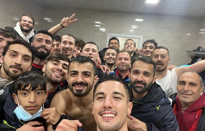 Gülsuyuspor’ dan 6 gollü kutlama