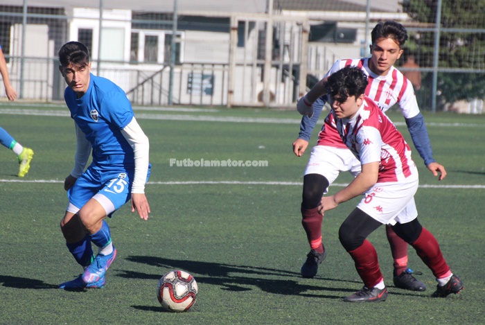 Sultanbeyli Belediyespor kazanmaya devam ediyor