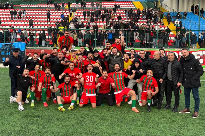 Beylerbeyispor FK zirvenin yeni sahibi