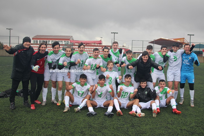 Çamlıcaspor şampiyonluğunu ilan etti