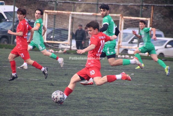 Beykoz Çavuşbaşıspor tek golle kazandı