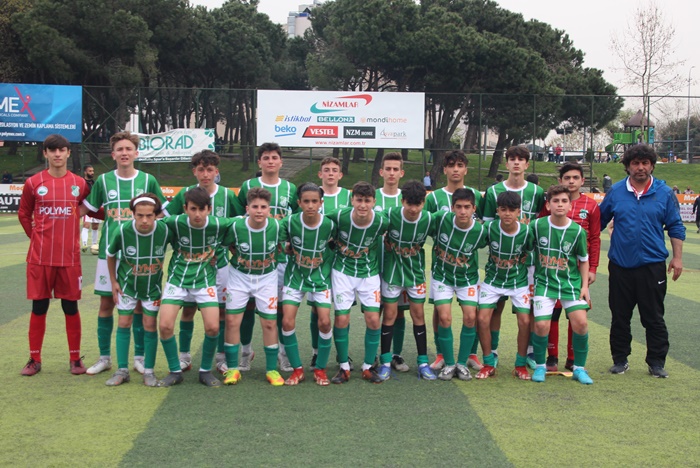 Dudulluspor 7 bitirdi