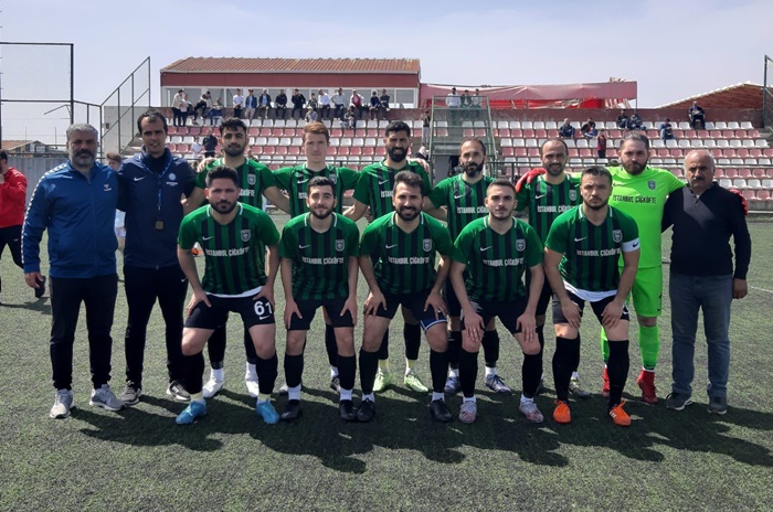 Ümraniye Hekimbaşıspor 4 golle kazandı