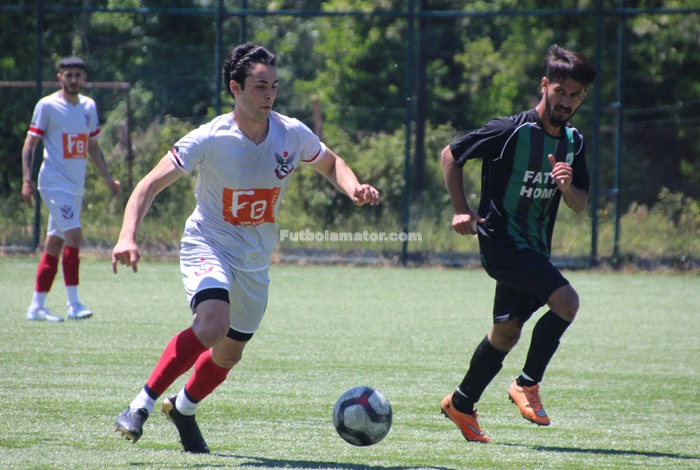 Çekmeköy Çarşıspor beşinci viteste
