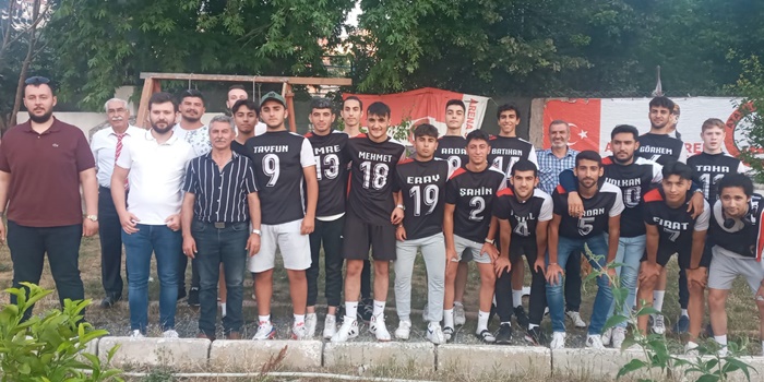 Ataşehir Arenaspor sezonu ikinci sırada tamamladı