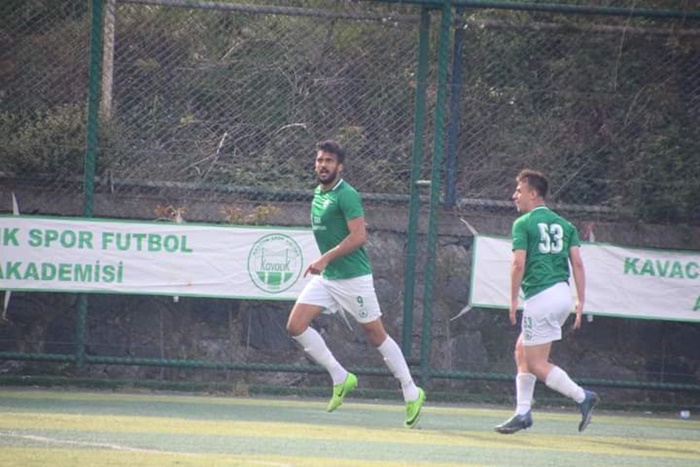 Emre Yatan Çamlıcaspor’dan ayrıldı