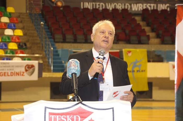 Turgut Arık’dan Kurban Bayramı mesajı