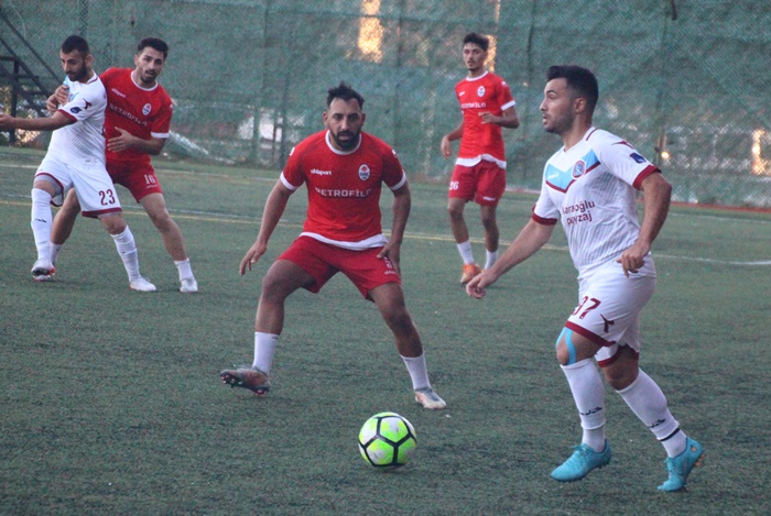 Gülsuyuspor hazırlık maçında İshaklıspor ile berabere kaldı