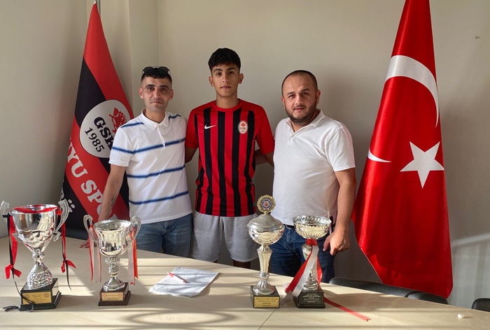 Gülsuyuspor’dan orta sahaya takviye