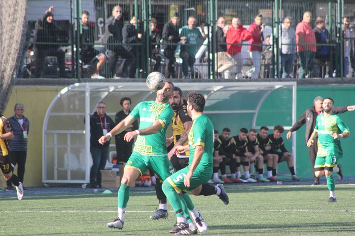 Kritik maçın galibi Ayazağaspor