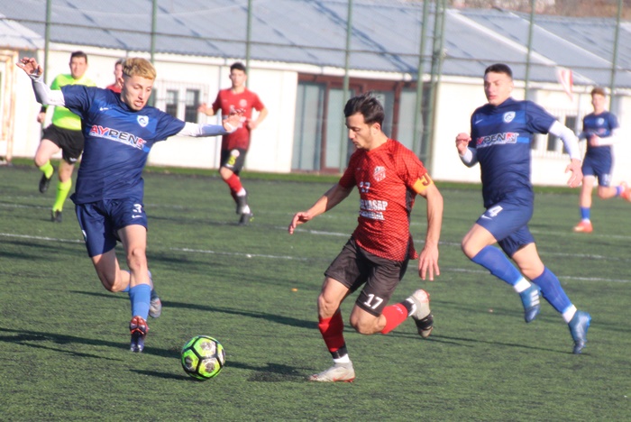 Beykoz Çavuşbaşıspor zirveye ortak oldu