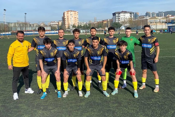 Yamanspor 4 golle başladı