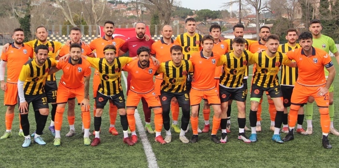 Beykoz 1908 ile Beykoz İdman Yurdu depremzedeler için buluştu