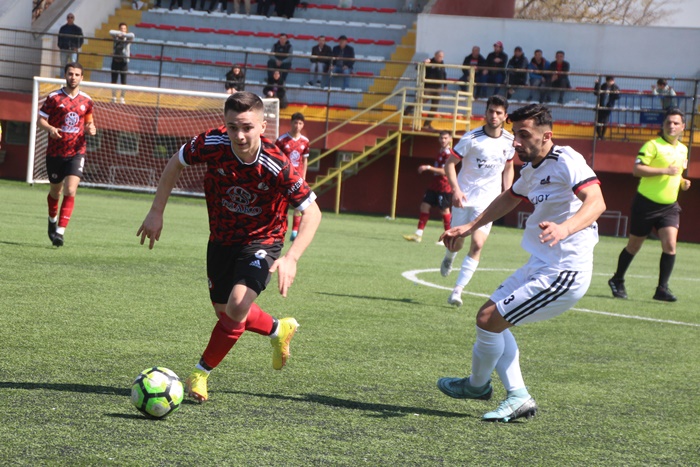 Ataşehir Arenaspor galibiyetle başladı