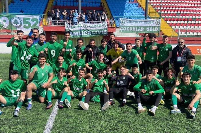 Çamlıcaspor 12 golle kazanarak şampiyonluğunu ilan etti