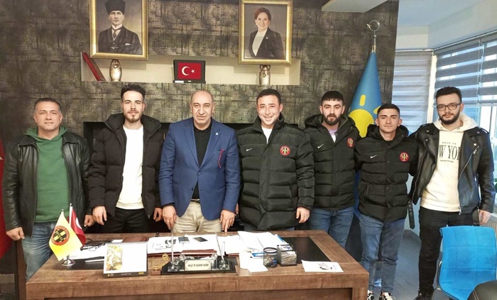 İyi Parti’den Beykoz taraftarına 5 otobüs sözü verildi