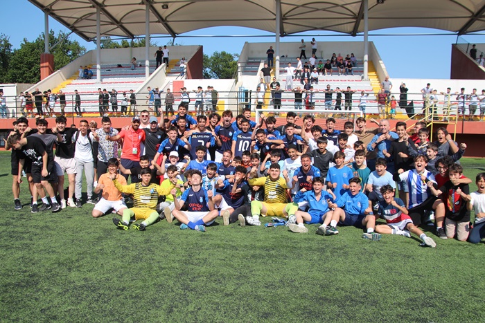 1877 Alemdağspor şampiyon oldu