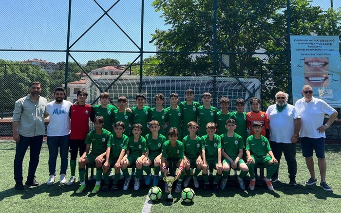 Çamlıcaspor’da bir şampiyonluk da U13 Takımından geldi