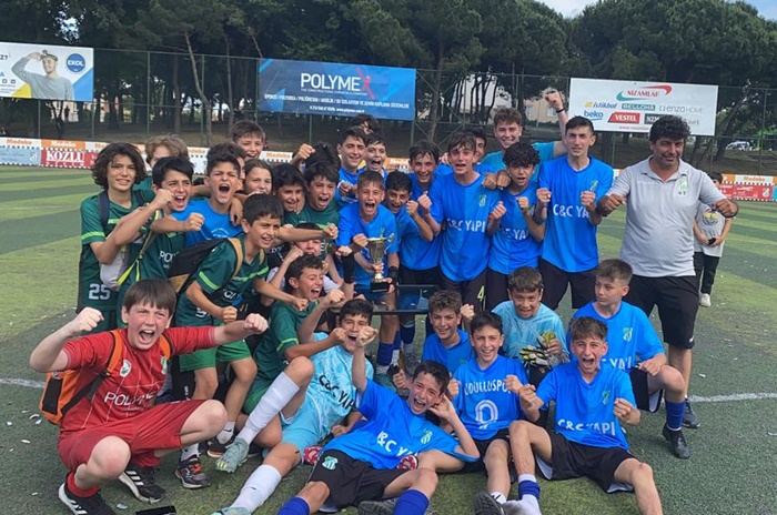 Dudulluspor şampiyonluğunu ilan etti