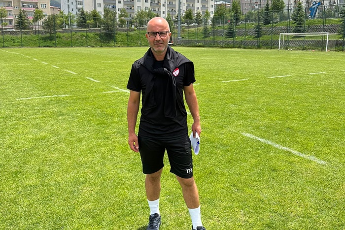 Ender Sevindik UEFA B kursunu başarı ile tamamladı