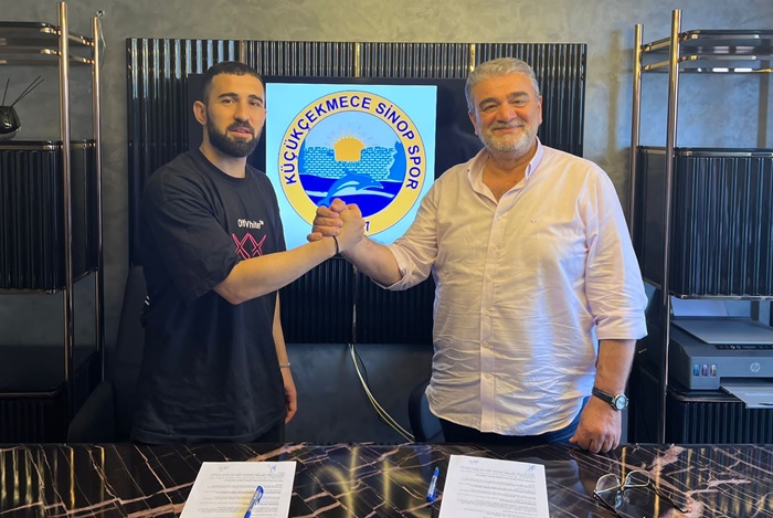 Küçükçekmece Sinopspor sol kanadı sağlama aldı