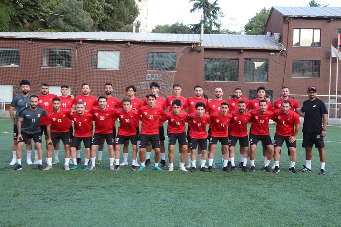 Dikilitaşspor sahaya indi