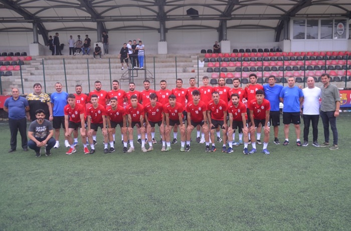 Gülsuyuspor sahaya indi