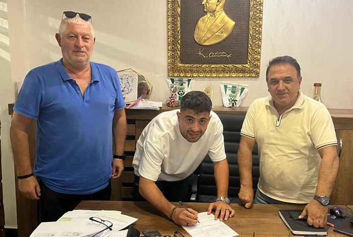 Küçükayasofyaspor kalesini gole kapadı