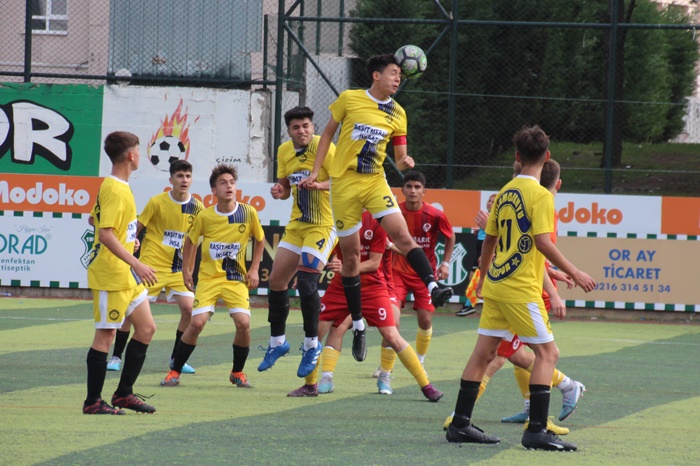 Çekişmeli mücadeleyi Ihlamurkuyu Birlikspor kazandı