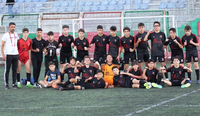 Paşabahçe gençleri müthiş başladı