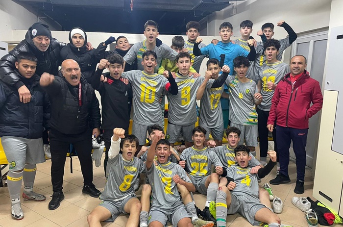 Ayazağaspor şampiyonluğunu ilan etti