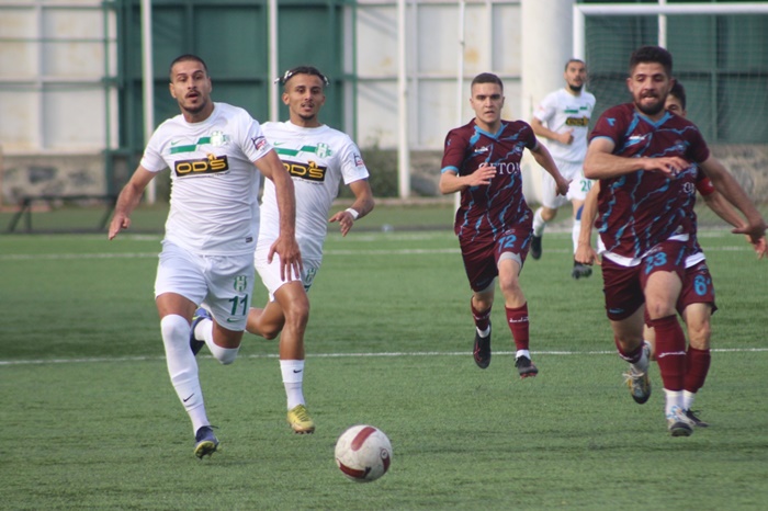 Beykoz İshaklıspor son anda 1 puanı kaptı