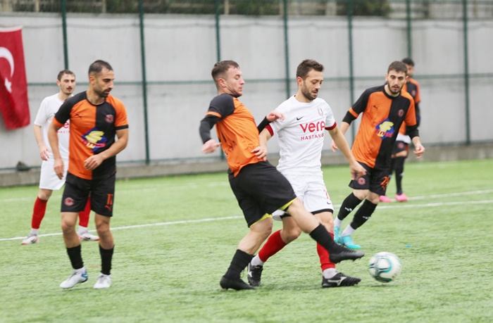 Gazi Mahallesispor galibiyeti kaçırdı