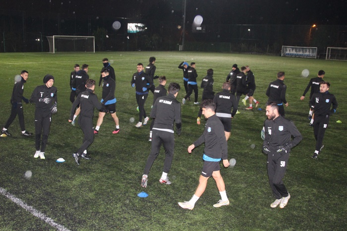 1877 Alemdağspor’da hedef 3 puan