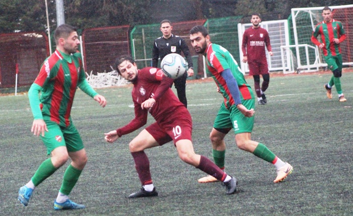 Paşabahçespor 3 golle kendine geldi