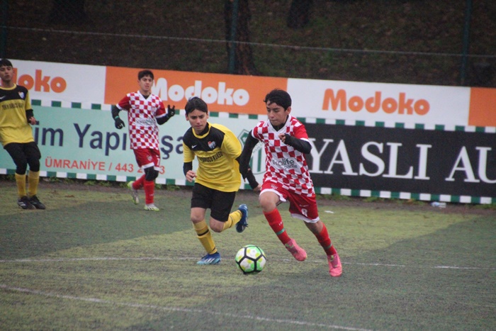 Sancaktepespor şampiyonluğa koşuyor