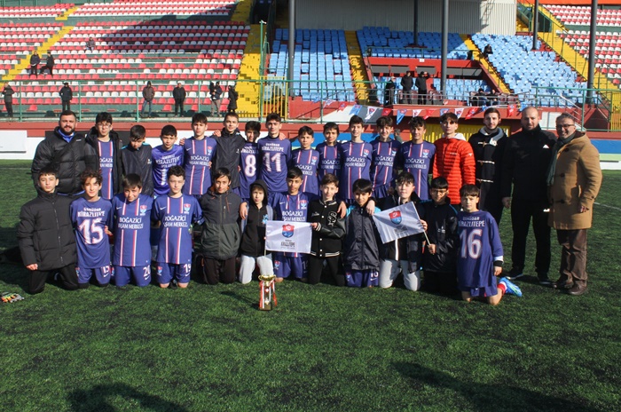 Kirazlıtepespor şampiyonluğa ulaştı