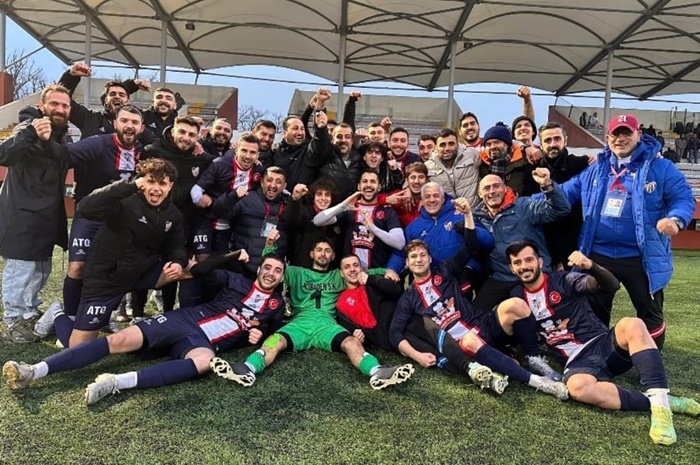 Acıbademspor Süper Amatör Lige yükseldi