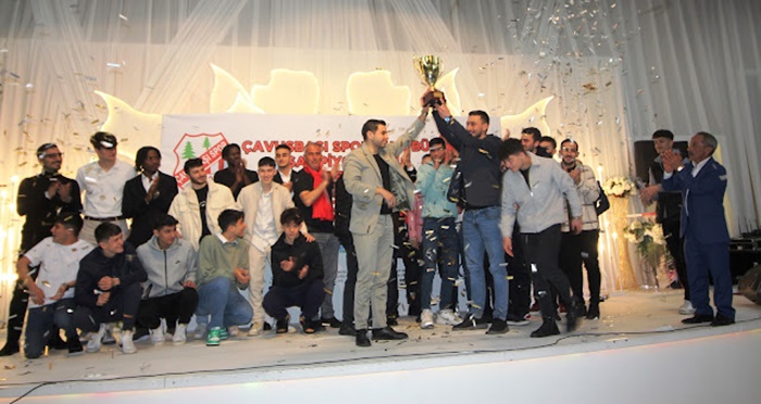 Çavuşbaşıspor’dan muhteşem şampiyonluk gecesi