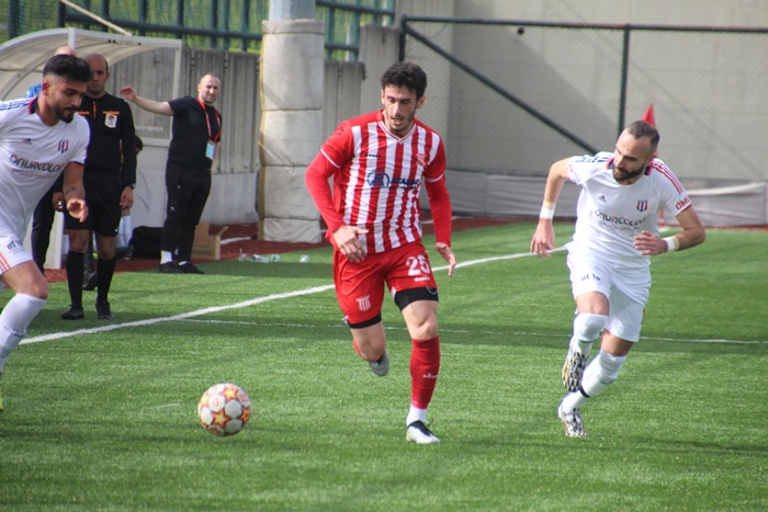 Dikilitaşspor İstanbul Gümüşhane maçında karşılıklı goller