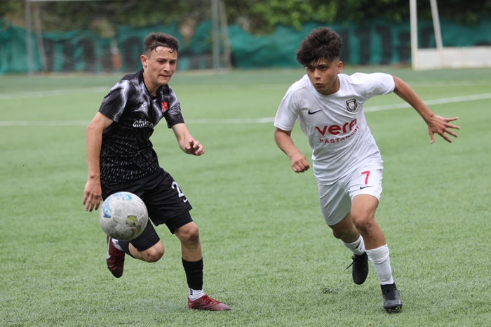 Cevizli Anadoluspor Türkiye Şampiyonasına galibiyetle başladı