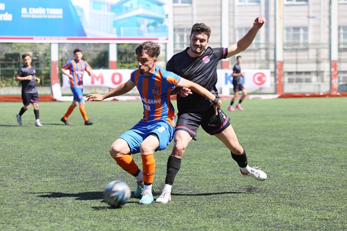 Molla Aşkı çıkışını sürdürdü ve zirveye ortak oldu